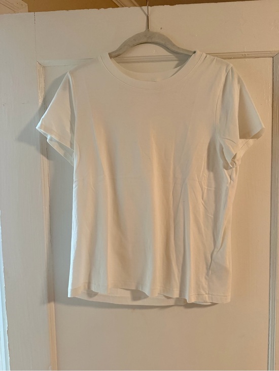 Madewell Tops - Madewell White Crewneck Essential Cotton Tee Size Medium